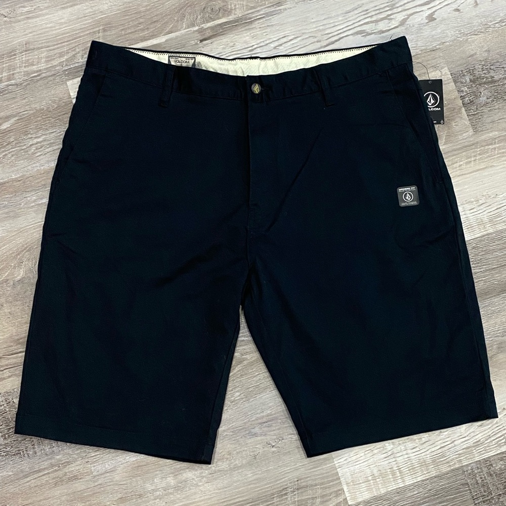 Volcom - Men’s - Vmonty Stretch Short - Black - Size 38